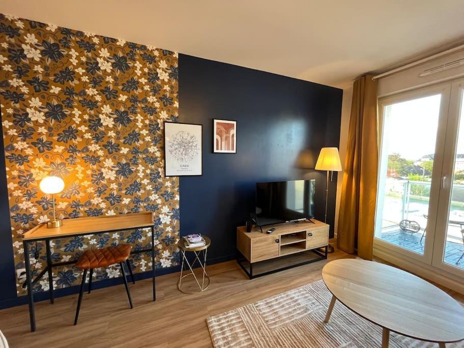Appartement Dahlia, Appt Cosy Avec Parking Et Balcon à Caen Extérieur photo