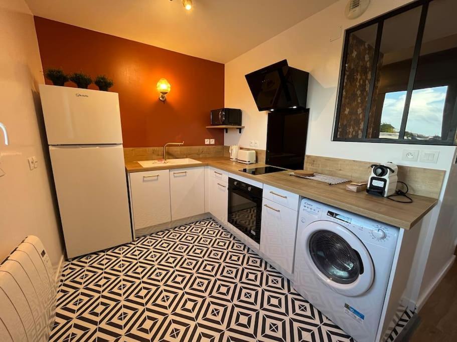 Appartement Dahlia, Appt Cosy Avec Parking Et Balcon à Caen Extérieur photo